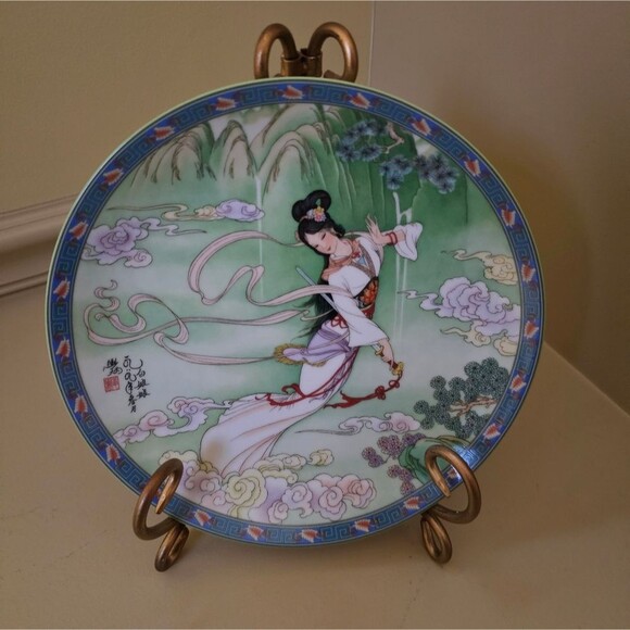 NEW Imperial Jingdezhen Porcelain Plate Legends of West Lake 1989 Lady White - Picture 1 of 7
